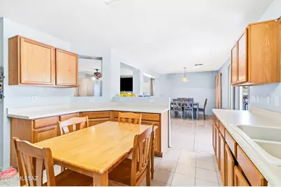 6706 S Parliament Drive, Tucson, AZ 85756 - Photo 15