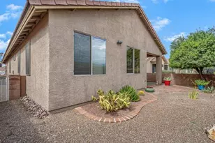 461 W Astruc Dr, Green Valley, AZ 85614 - Photo 29