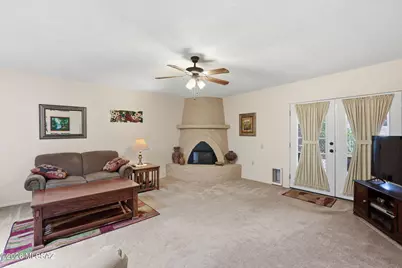 870 W Vereda Calma, Green Valley, AZ 85614 - Photo 7