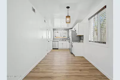 1160 N Catalina Avenue, Tucson, AZ 85712 - Photo 11