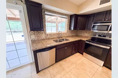 6081 N Curry Avenue, Tucson, AZ 85741 - Photo 7