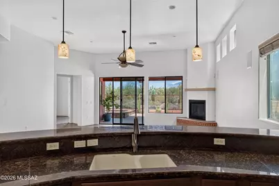 11370 N Moon Ranch Place, Marana, AZ 85658 - Photo 19