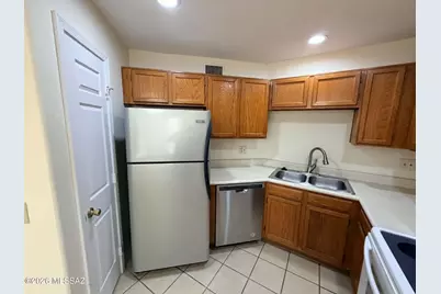 6655 N Canyon Crest Drive #12172, Tucson, AZ 85750 - Photo 9