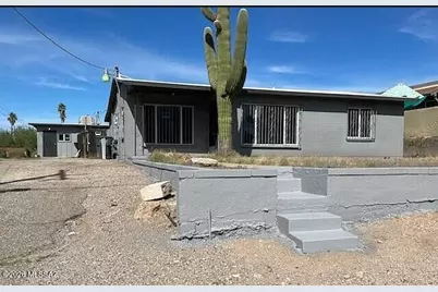 252 W Blacklidge Drive, Tucson, AZ 85705 - Photo 1