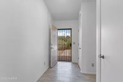 8812 E Squaw Peak Drive, Tucson, AZ 85730 - Photo 5