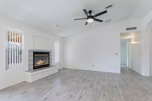 8812 E Squaw Peak Dr, Tucson, AZ 85730 - Photo 9