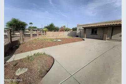 1838 W Calle Del Arroyito, Tucson, AZ 85713 - Photo 15