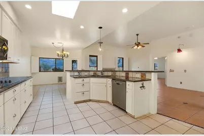 12608 N Sleeping Coyote Drive, Oro Valley, AZ 85755 - Photo 9