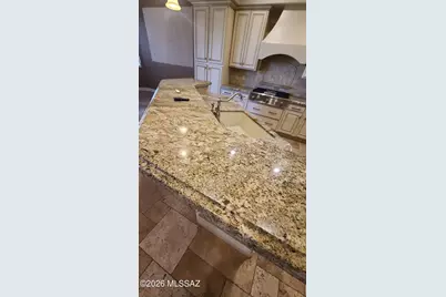 9920 E Caldera Place, Tucson, AZ 85748 - Photo 15