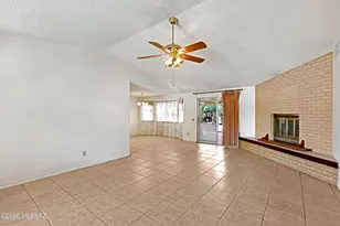 831 N Constitution Dr, Tucson, AZ 85748 - Photo 19