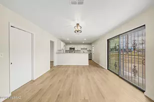 901 W Schafer Dr, Tucson, AZ 85705 - Photo 5