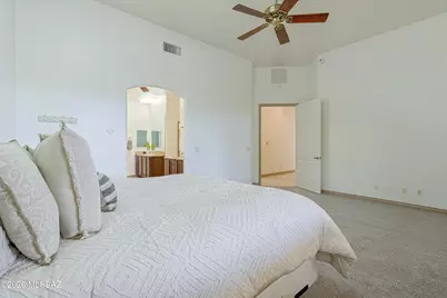 837 N Circulo Zagala, Tucson, AZ 85745 - Photo 19