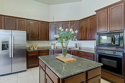 837 N Circulo Zagala, Tucson, AZ 85745 - Photo 11