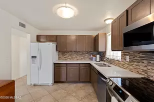 6720 E Cooper St, Tucson, AZ 85710 - Photo 7