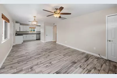 4370 E Timrod Street, Tucson, AZ 85711 - Photo 9