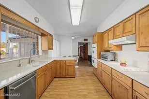 864 N Corinth Ave, Tucson, AZ 85710 - Photo 17