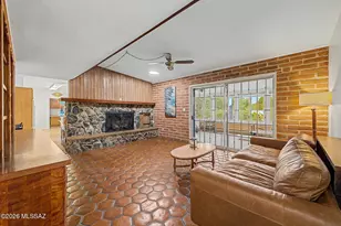 864 N Corinth Ave, Tucson, AZ 85710 - Photo 9