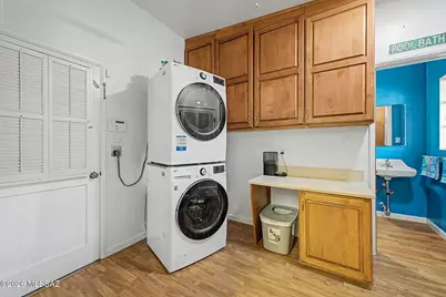 864 N Corinth Avenue, Tucson, AZ 85710 - Photo 35