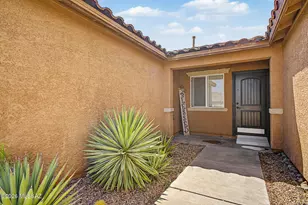 725 S Harry P Stagg Pl, Vail, AZ 85641 - Photo 1