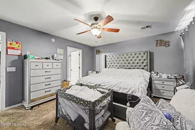 725 S Harry P Stagg Place, Vail, AZ 85641 - Photo 17
