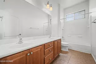 7882 E New Leaf Pl, Tucson, AZ 85756 - Photo 25