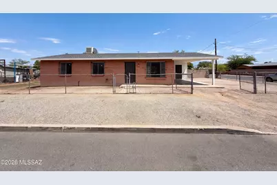 402 W District Street, Tucson, AZ 85714 - Photo 1