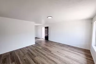 402 W District St, Tucson, AZ 85714 - Photo 3