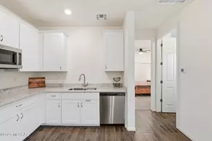 3271 W Sunlit Peak Dr, Tucson, AZ 85742 - Photo 29