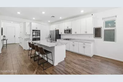 3271 W Sunlit Peak Drive, Tucson, AZ 85742 - Photo 5