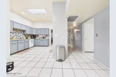 1720 S Traub Drive, Tucson, AZ 85710 - Photo 5