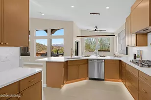3552 W Foxes Meadow Dr, Tucson, AZ 85745 - Photo 11