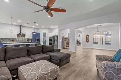 12379 N Pathfinder Drive, Marana, AZ 85658 - Photo 13