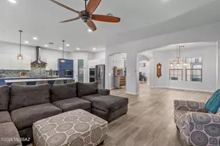 12379 N Pathfinder Dr, Marana, AZ 85658 - Photo 13