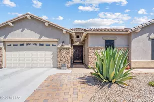 12379 N Pathfinder Dr, Marana, AZ 85658 - Photo 3