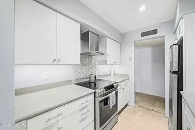 600 E River Road #APT W, Tucson, AZ 85704 - Photo 13