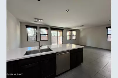 391 E Calderwood, Tucson, AZ 85704 - Photo 3