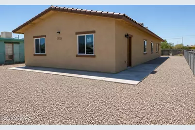 328 E 24th Street, Tucson, AZ 85713 - Photo 3