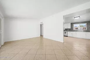 5652 E 13th St, Tucson, AZ 85711 - Photo 11