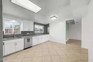 5652 E 13th St, Tucson, AZ 85711 - Photo 15