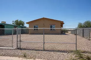 328 E 24th St, Tucson, AZ 85713 - Photo 3
