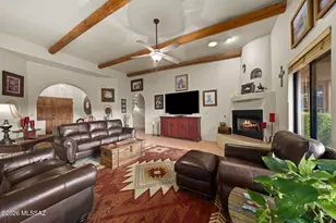 1994 W Misterbee Dr, Tucson, AZ 85737 - Photo 9