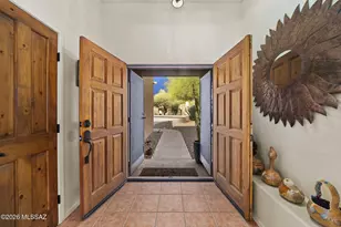 1994 W Misterbee Dr, Tucson, AZ 85737 - Photo 5