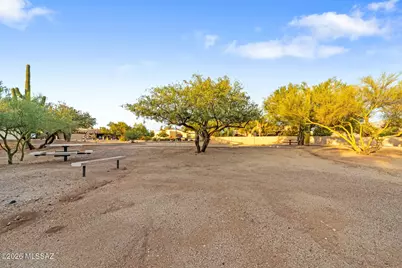 1994 W Misterbee Drive, Tucson, AZ 85737 - Photo 43