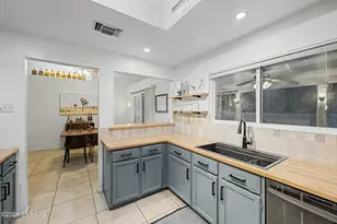 2758 W Calle Gardenias, Tucson, AZ 85745 - Photo 7