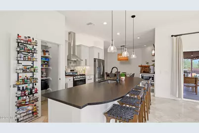 9131 E Indian Hills Road, Tucson, AZ 85749 - Photo 19