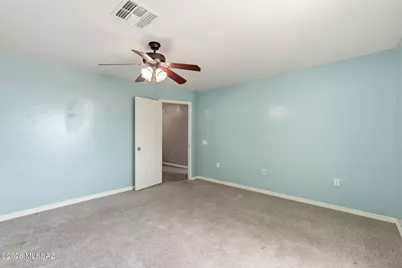 835 W Vuelta Granadina, Sahuarita, AZ 85629 - Photo 17