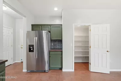 835 W Vuelta Granadina, Sahuarita, AZ 85629 - Photo 9