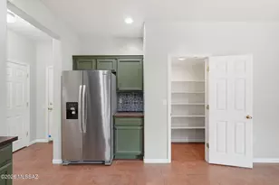 835 W Vuelta Granadina, Sahuarita, AZ 85629 - Photo 9