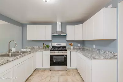 1506 N Hualpai Road, Tucson, AZ 85745 - Photo 9