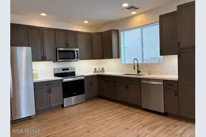 7613 E Cholla Overlook Drive, Tucson, AZ 85710 - Photo 5